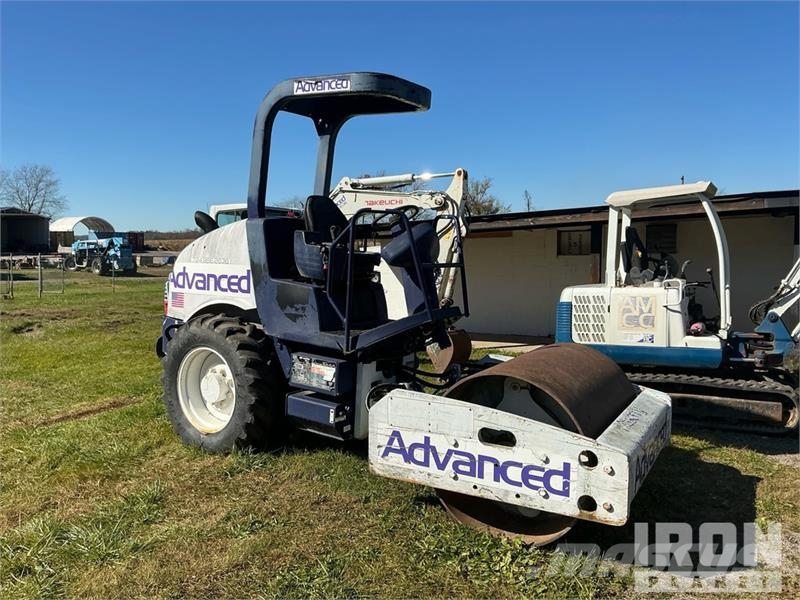 Ingersoll Rand SD-45D TF Smooth Drum Compactor Enkelt tromle