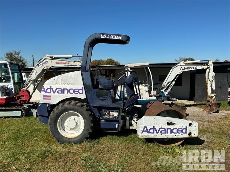 Ingersoll Rand SD-45D TF Smooth Drum Compactor Enkelt tromle