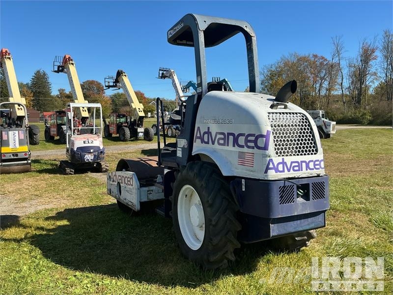 Ingersoll Rand SD-45D TF Smooth Drum Compactor Enkelt tromle