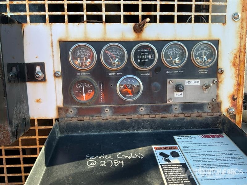 International 4300 Αποφρακτικά οχήματα