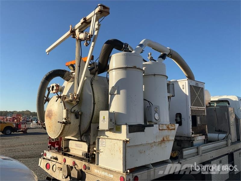 International 4300 Αποφρακτικά οχήματα