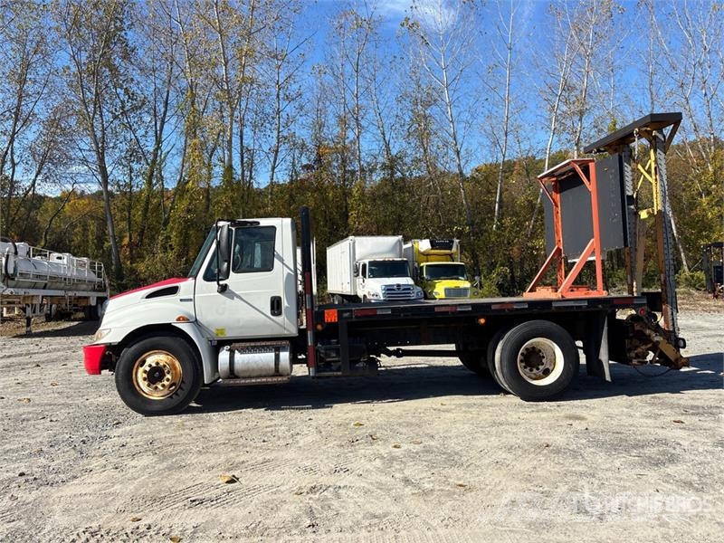 International 4300 Komunalna vozila