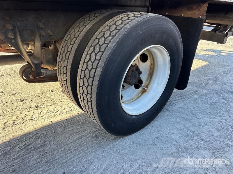 International 4300 Рефрижератори