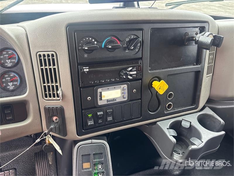 International 4300 Sanduk kamioni