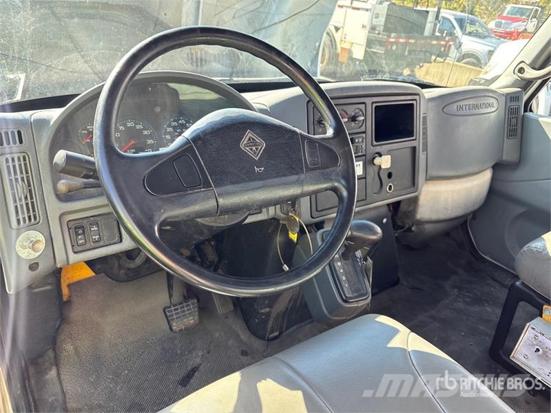 International 4300 Komunalna vozila
