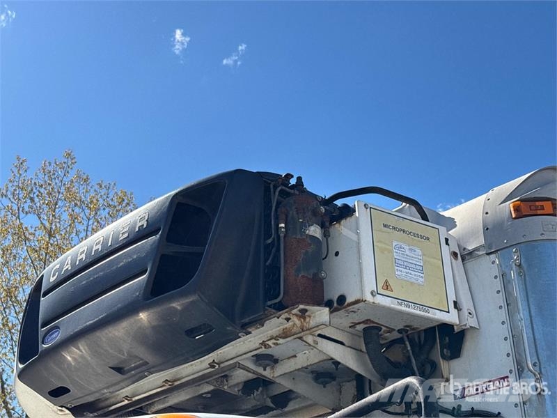 International 4300 Temperature controlled trucks