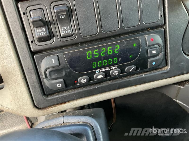 International 4300 Camiones con temperatura controlada