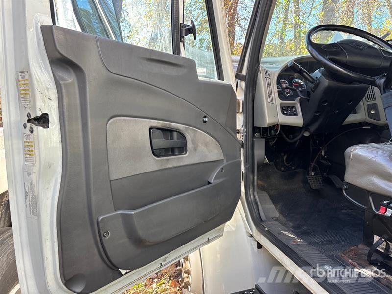International 4300 Kühlkoffer