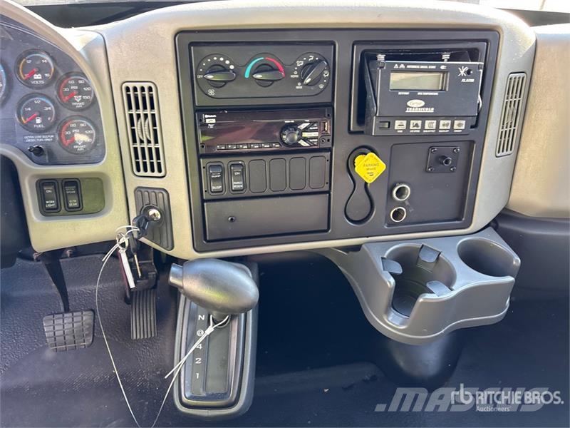International 4300 Рефрижератори