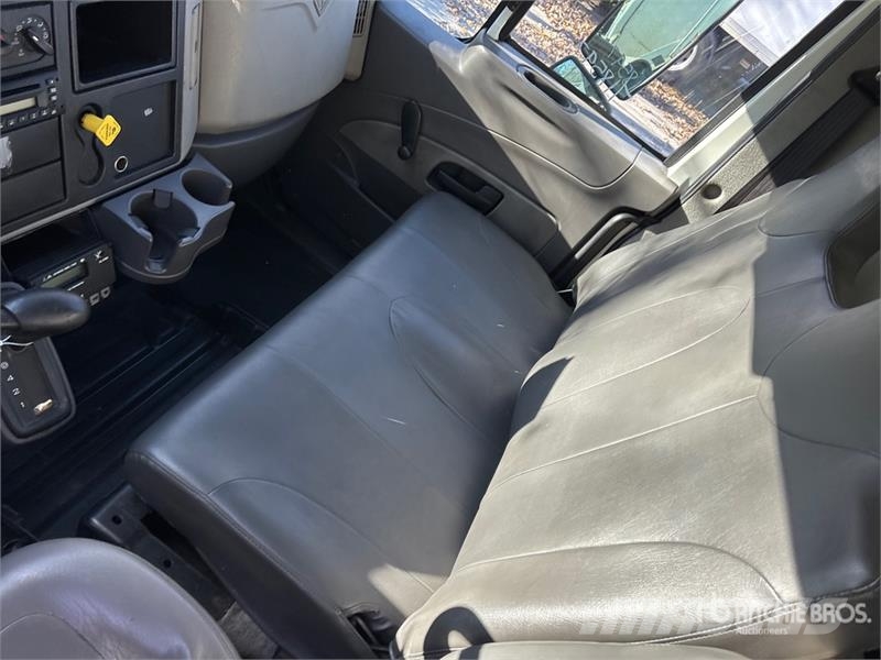 International 4300 Kühlkoffer