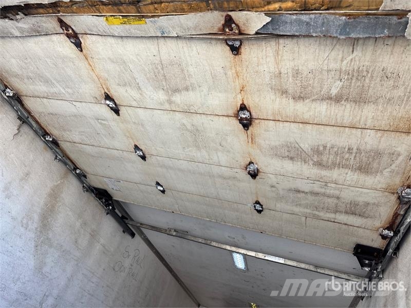 International 4300 Temperature controlled trucks