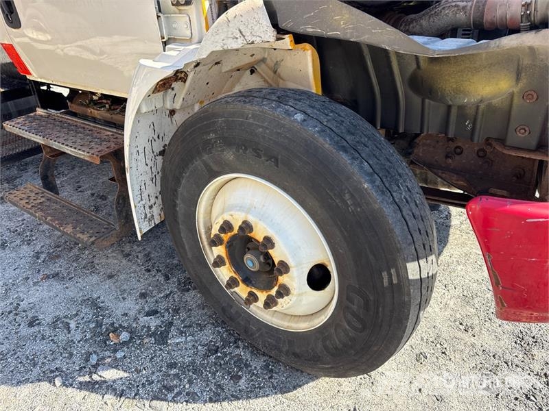 International 4300 Komunalna vozila