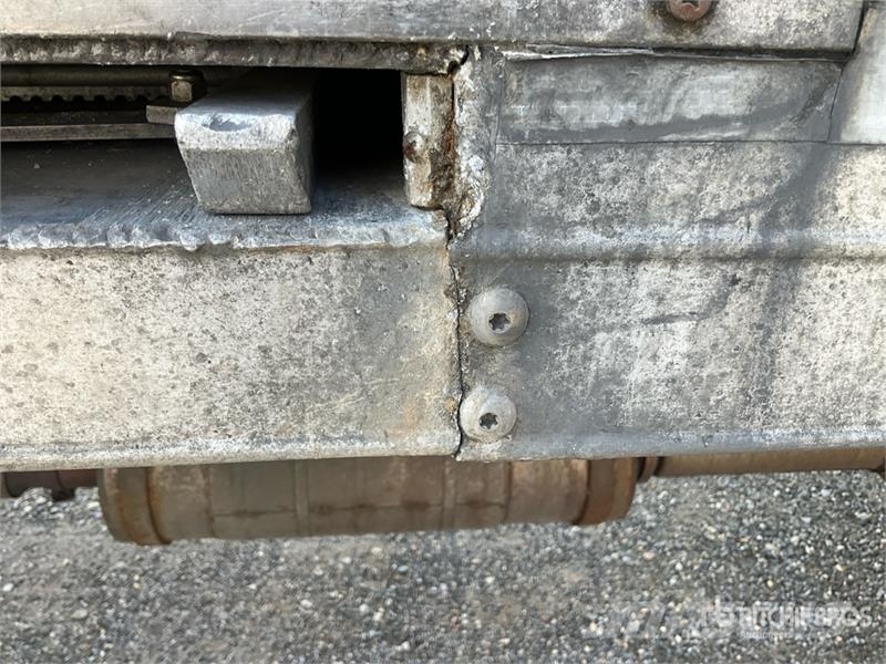 International 4300 Camiones con temperatura controlada