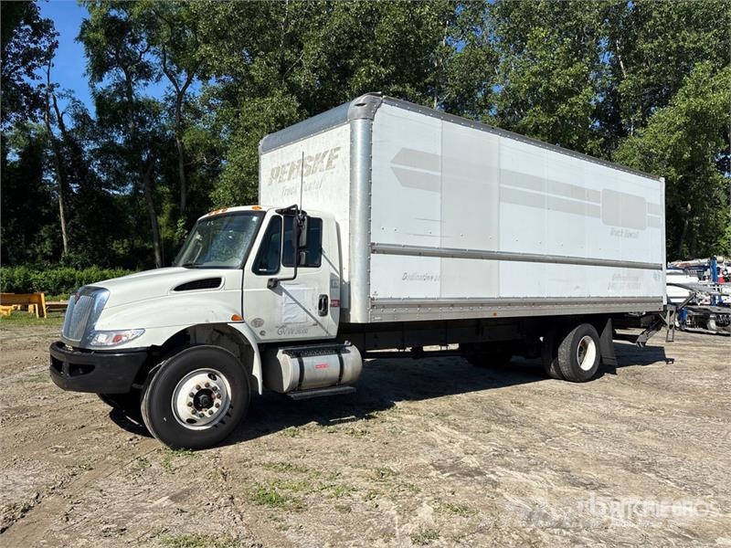 International 4300 Box trucks