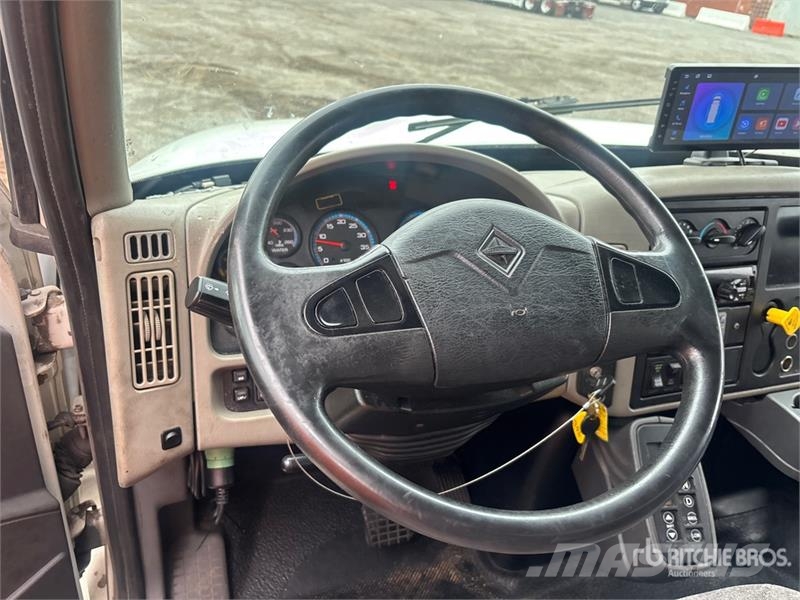 International 4300 Sanduk kamioni
