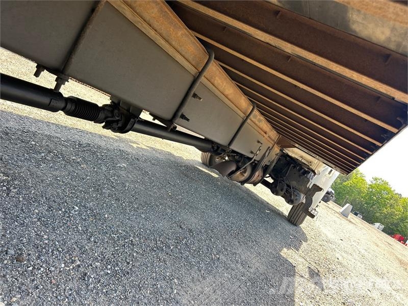 International 4300 Box body trucks