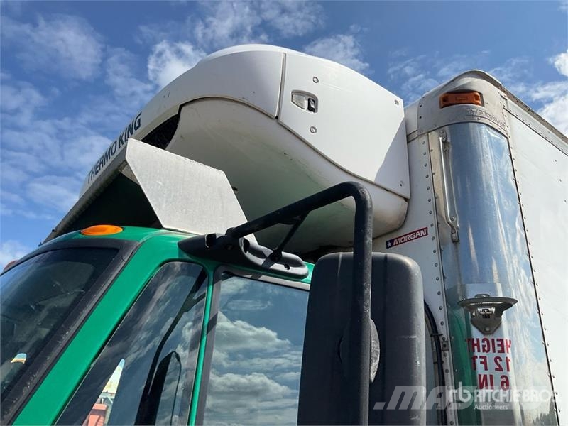International 4300 Camiones con temperatura controlada