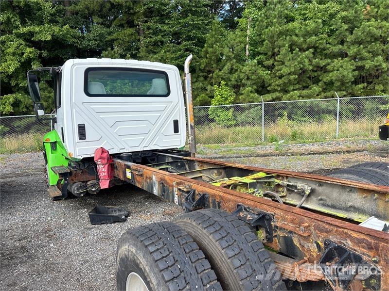 International 4300 كابينة والداخلية
