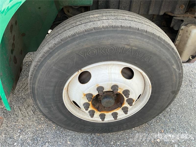 International 4300 Camiones con temperatura controlada