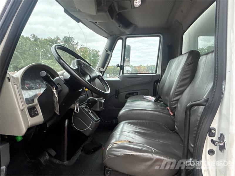 International 4300 Sanduk kamioni