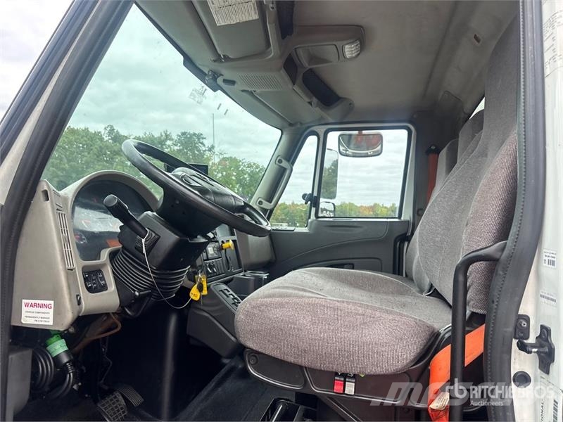 International 4300 Sanduk kamioni