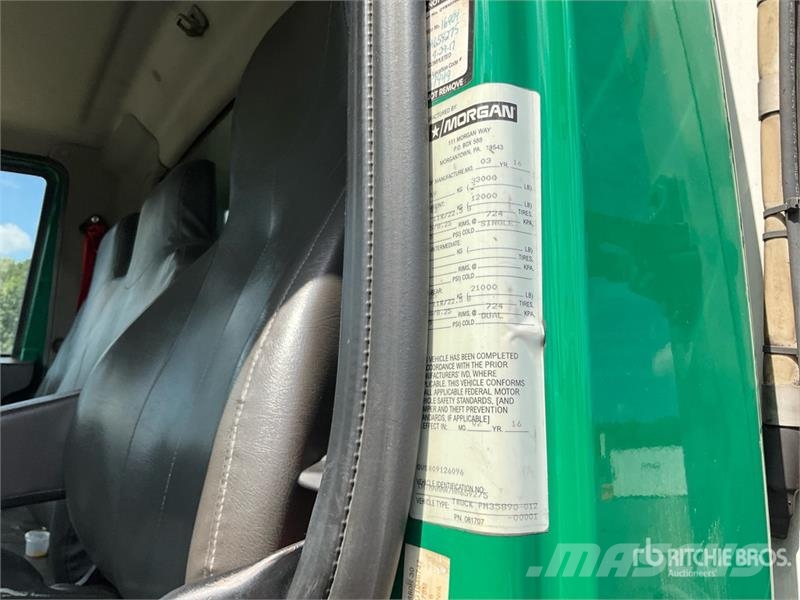 International 4300 Camiones con temperatura controlada