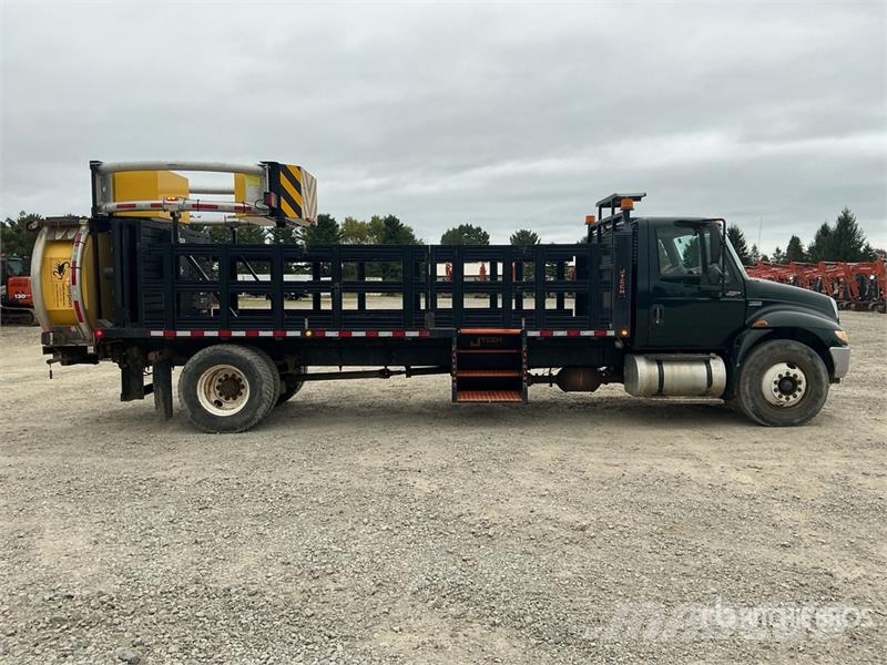 International 4300 Komunalna vozila