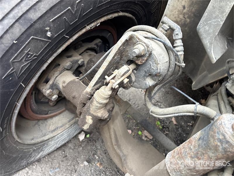 International 4300 Fahrzeug mit mobiler Bohranlage
