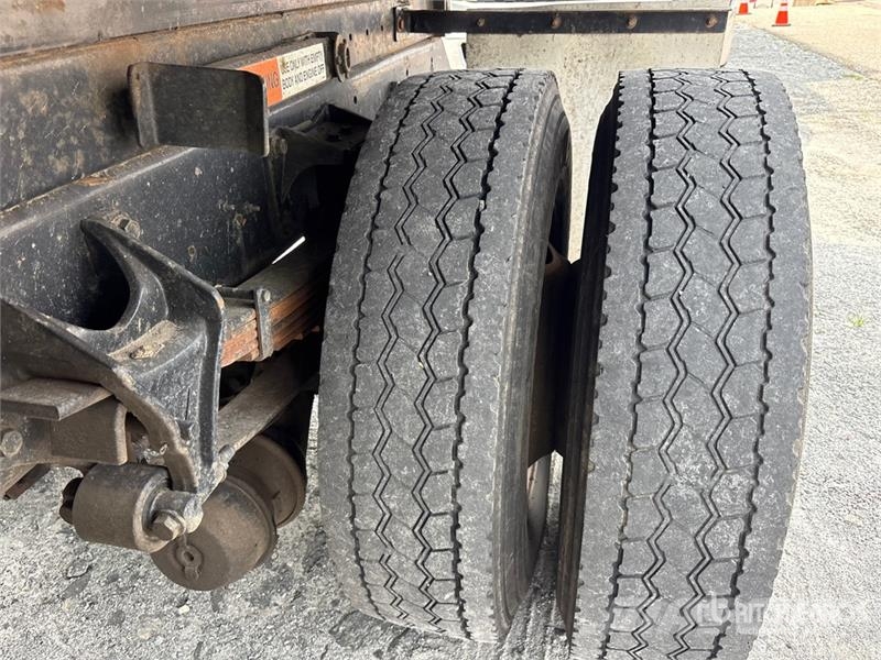 International 4300 Camiones volquete para virutas de madera