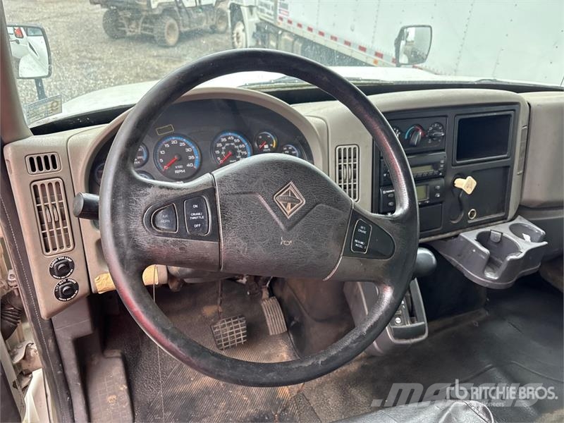 International 4300 Kühlkoffer