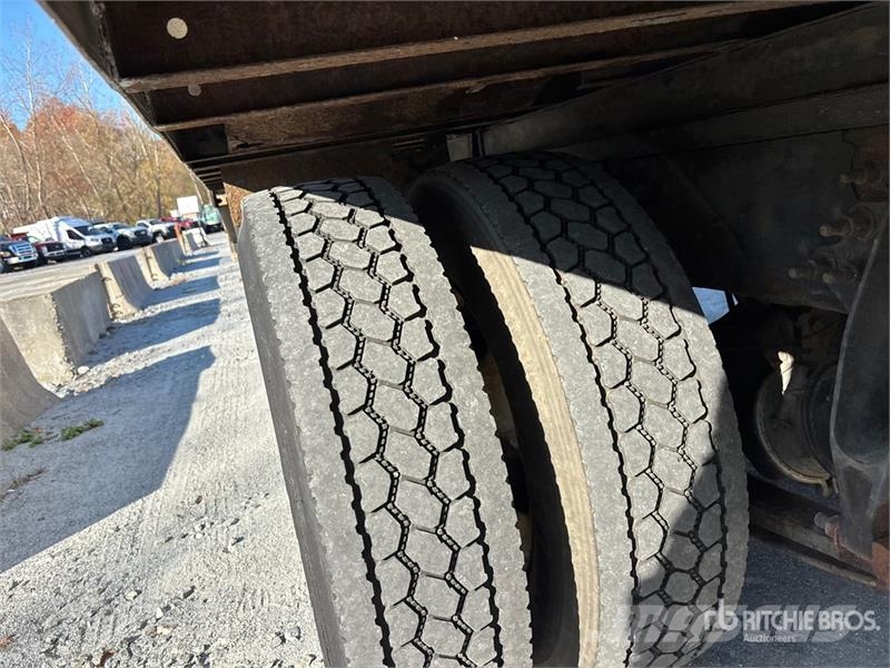 International 4300 Рефрижератори