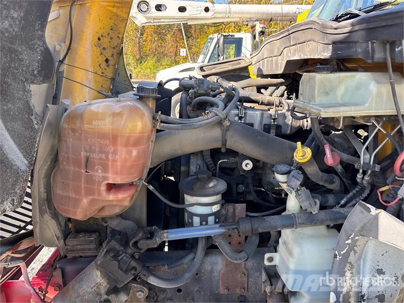 International 4300 Komunalna vozila