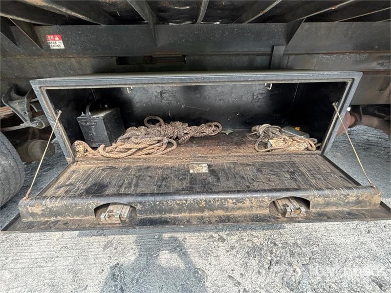 International 4300 Camiones volquete para virutas de madera