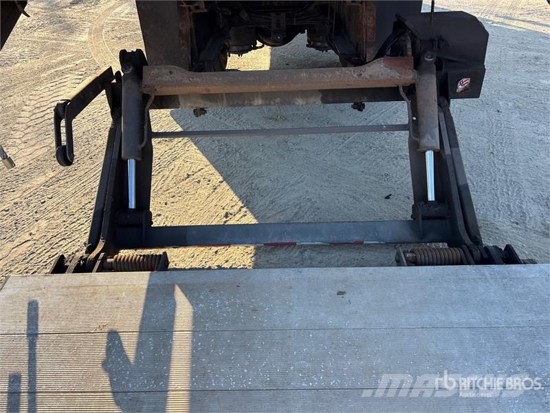 International 4300 Рефрижератори