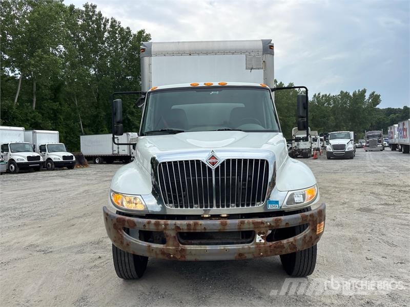 International 4300 Box trucks