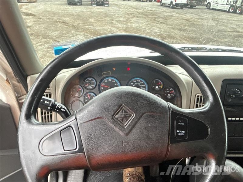 International 4300 Sanduk kamioni