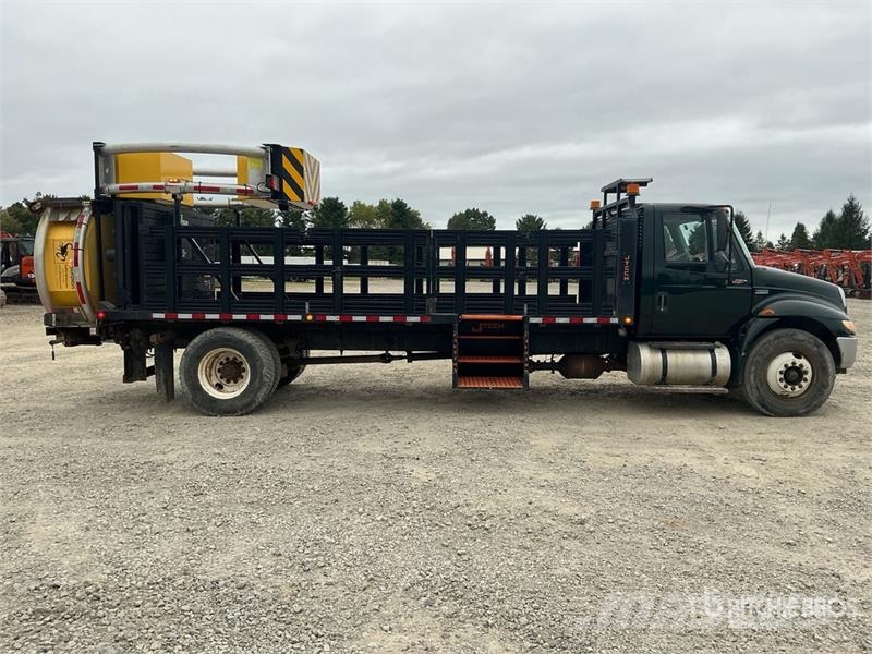 International 4300 Komunalna vozila