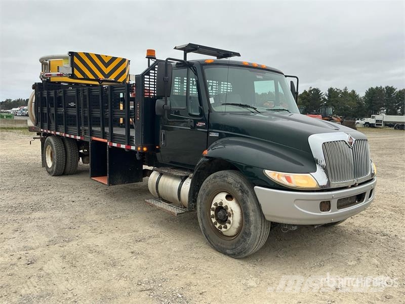 International 4300 Komunalna vozila