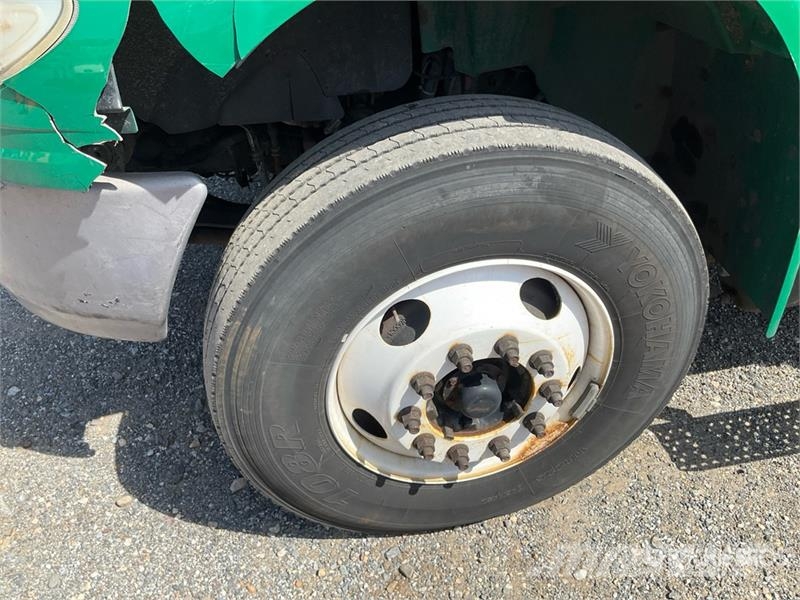 International 4300 Camiones con temperatura controlada