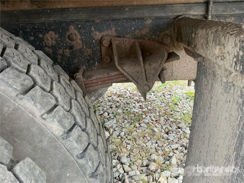 International 4300 多目的/汎用車両