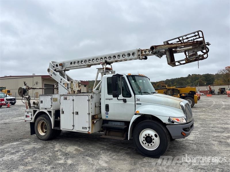 International 4300 Auto korpe