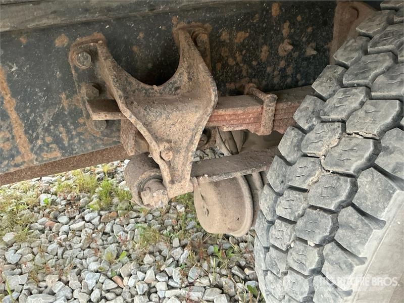 International 4300 多目的/汎用車両