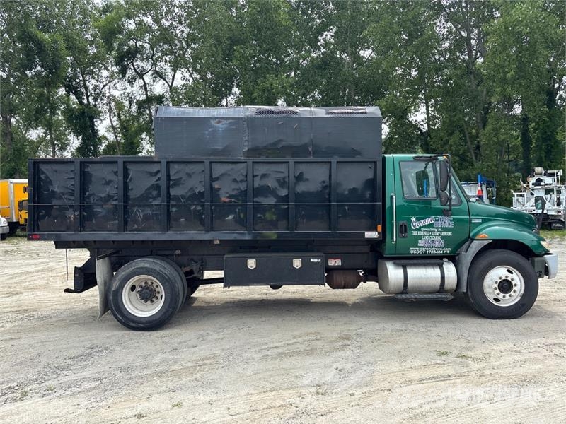 International 4300 Camiones volquete para virutas de madera
