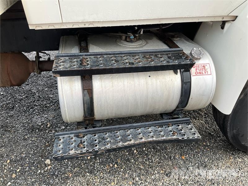 International 4300 Fast kasse