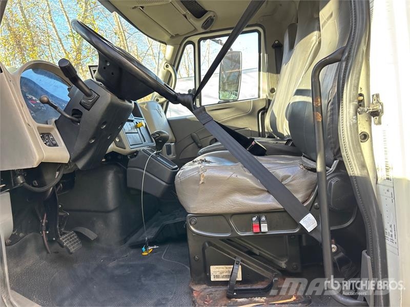 International 4300 Kühlkoffer