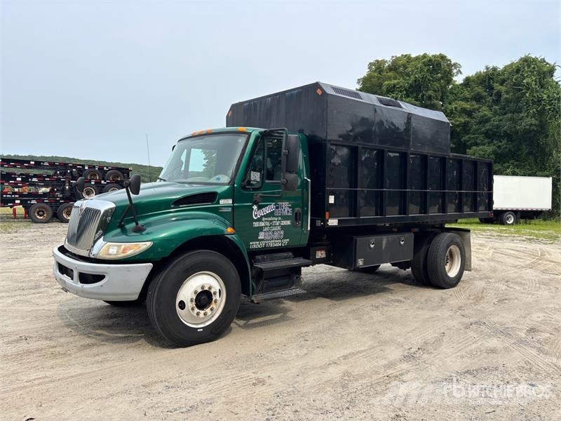 International 4300 Camiones volquete para virutas de madera