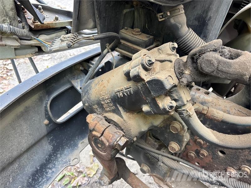 International 4300 Fahrzeug mit mobiler Bohranlage