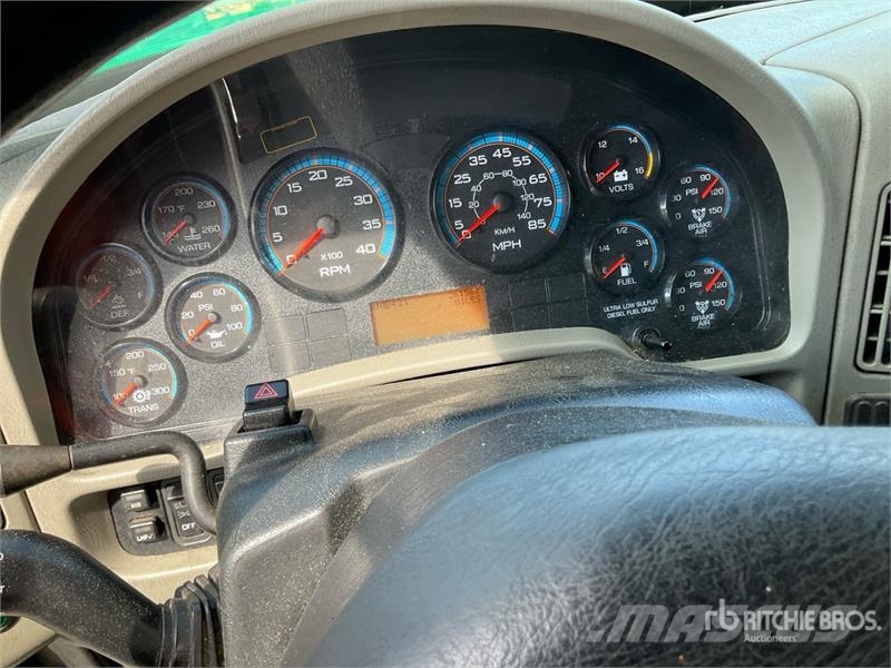 International 4300 Camiones con temperatura controlada