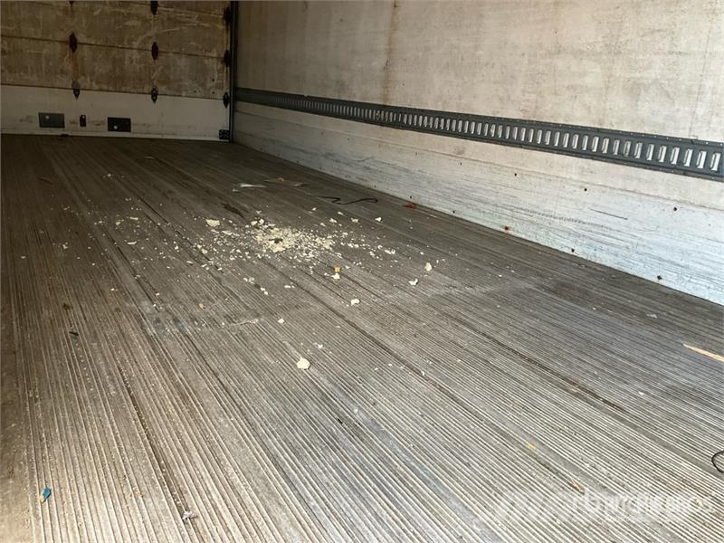 International 4300 Camiones con temperatura controlada