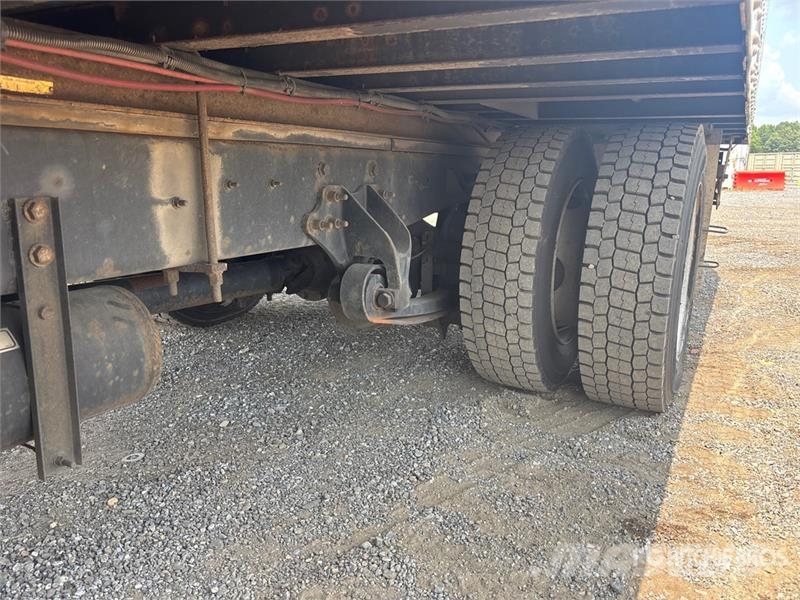 International 4300 Box trucks